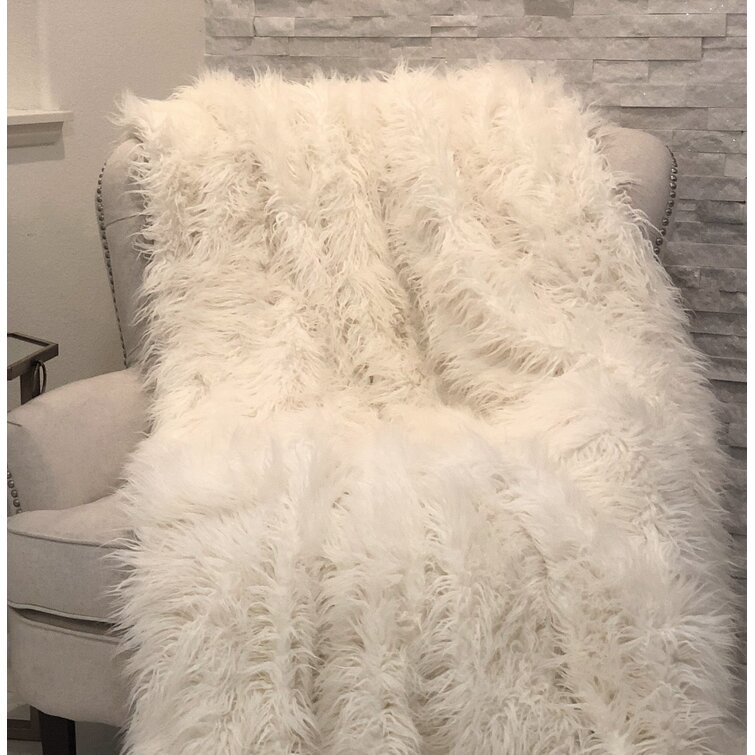 White best sale fur bedspread